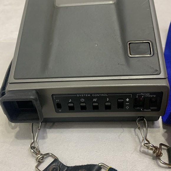 VTG Polaroid Spectra System Instant Film Camera w/Quintic Lens F10/125mm - Picture 4 of 10